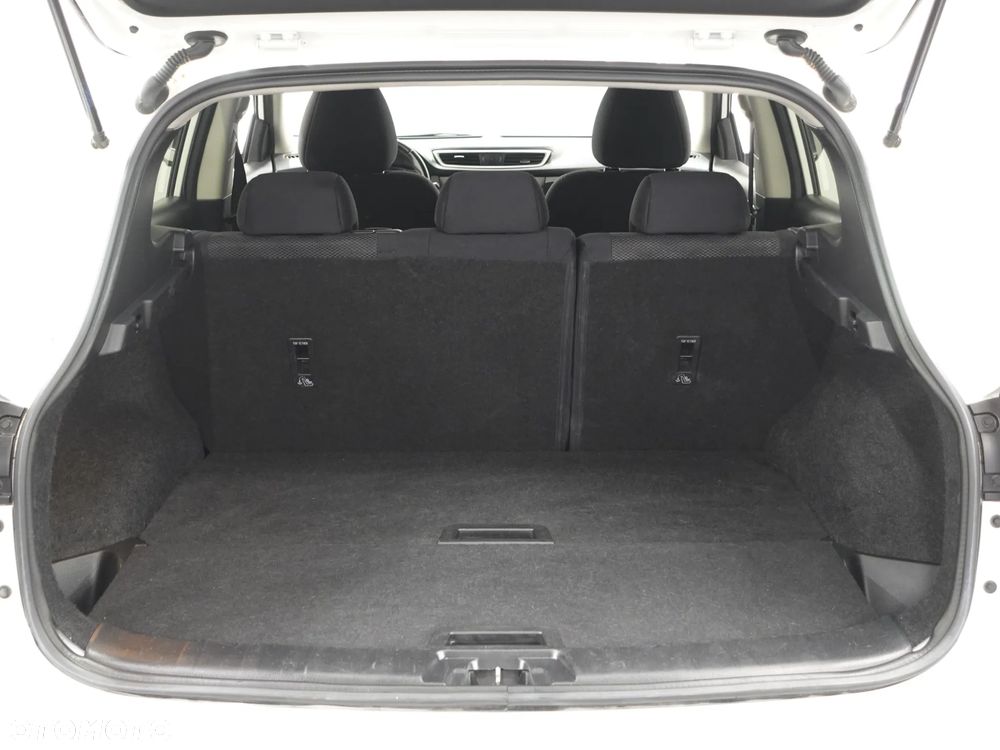 Nissan Qashqai - 22