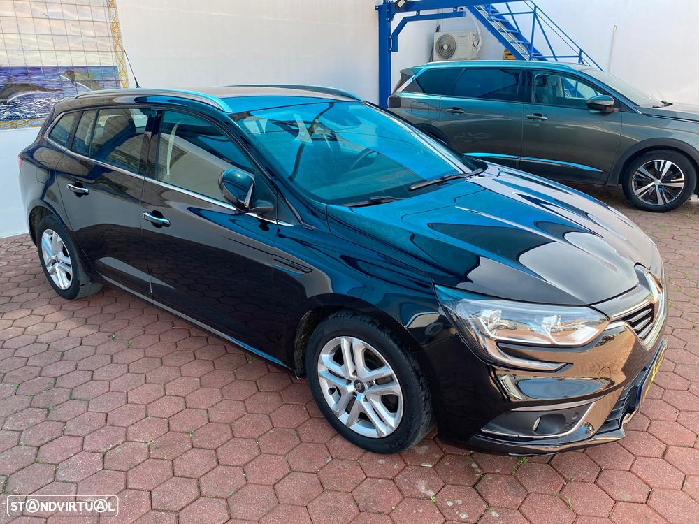 Renault Mégane Sport Tourer BLUE dCi 115 ZEN - 5