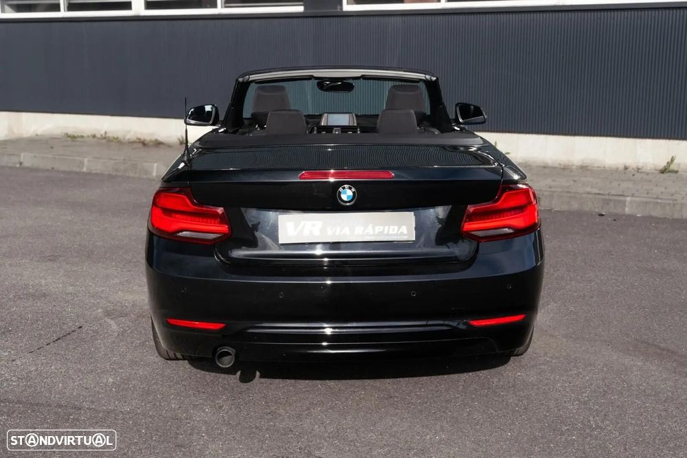 BMW 218 - 32