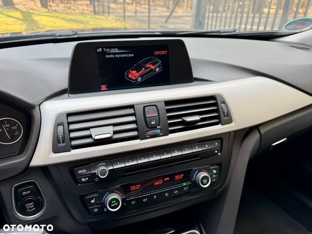 BMW Seria 3 316d Sport Line - 22