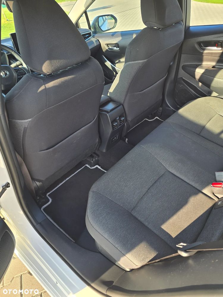 Toyota Corolla - 16