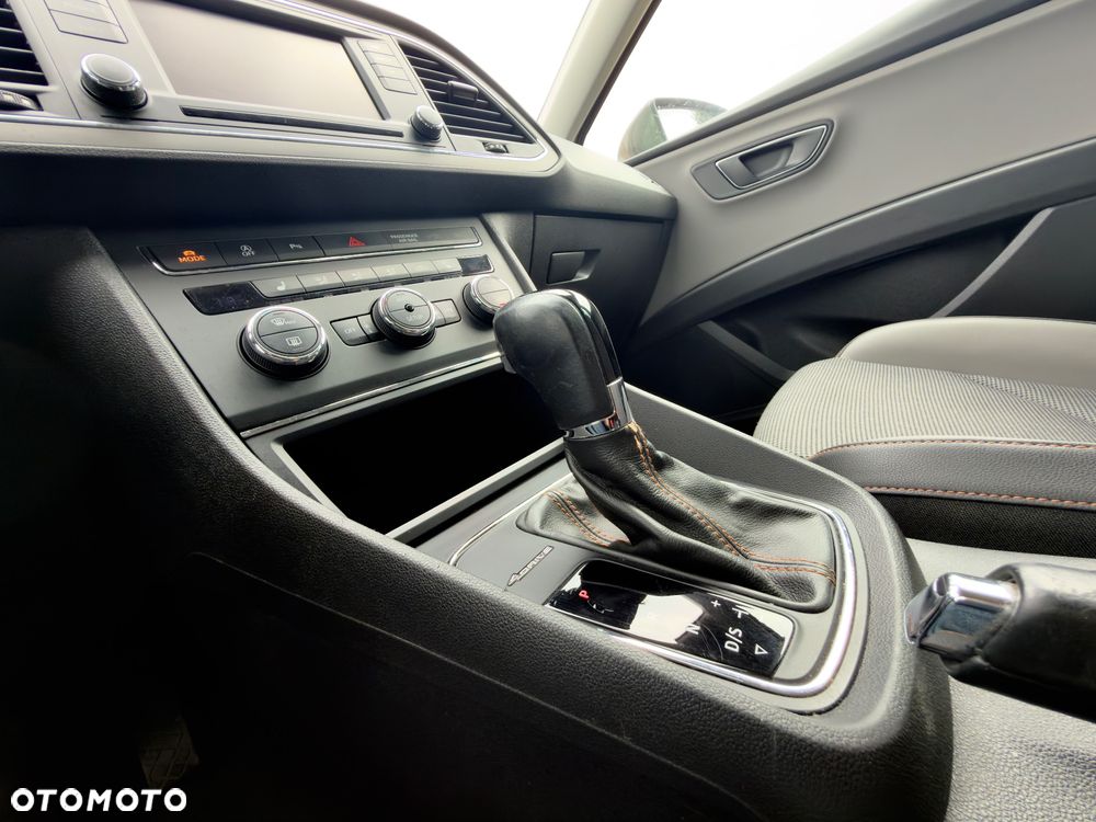 Seat Leon Sportstourer 2.0 TDI Start&Stop 4Drive DSG X-Perience - 27