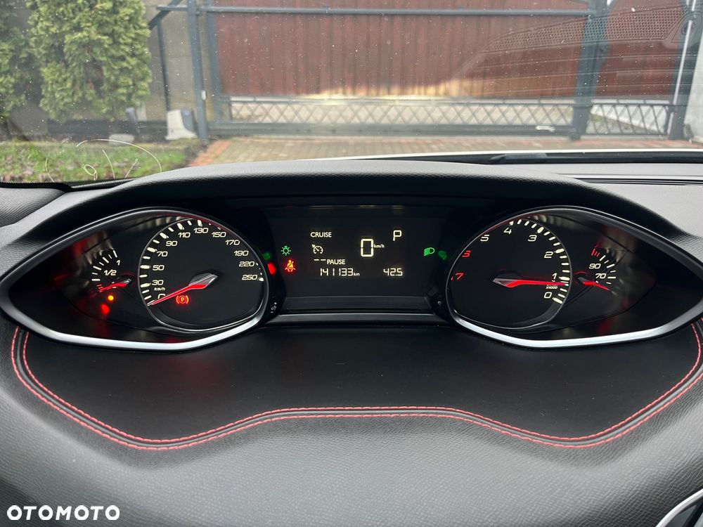 Peugeot 308 PureTech 130 GPF EAT8 Stop & Start Tech Edition - 23