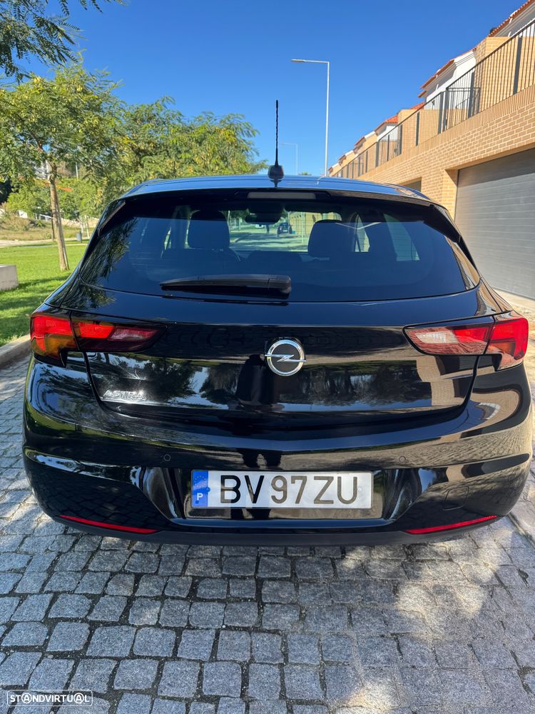 Opel Astra 1.2 Turbo Start/Stop 120 Anos - 5