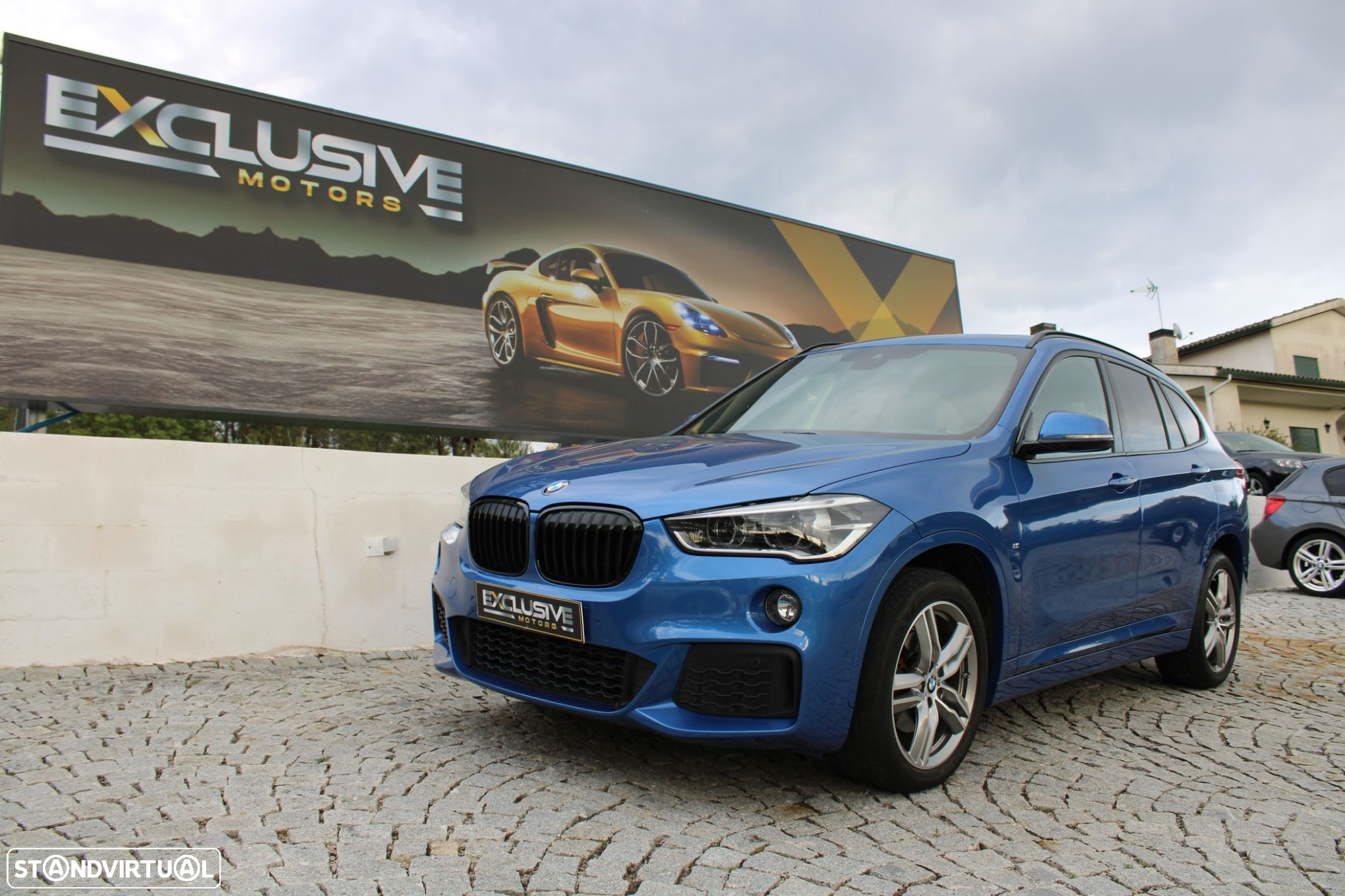 BMW X1 18 d sDrive Auto Pack M - 2