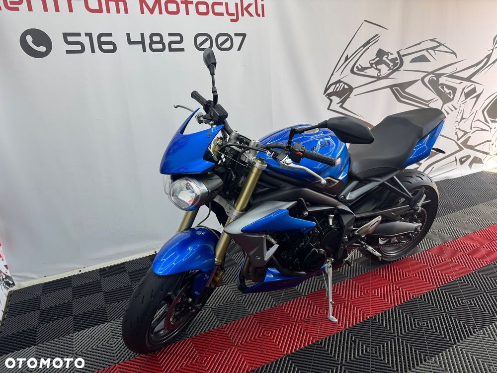 Triumph Street Triple - 7