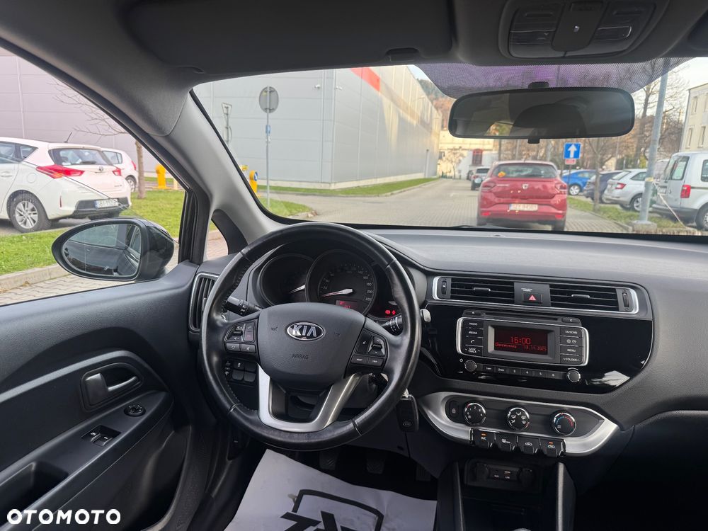 Kia Rio 1.2 Business Line - 15