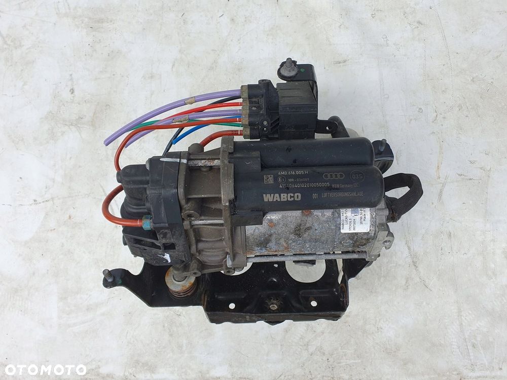 kompresor zawieszenia VW Touareg III - 1