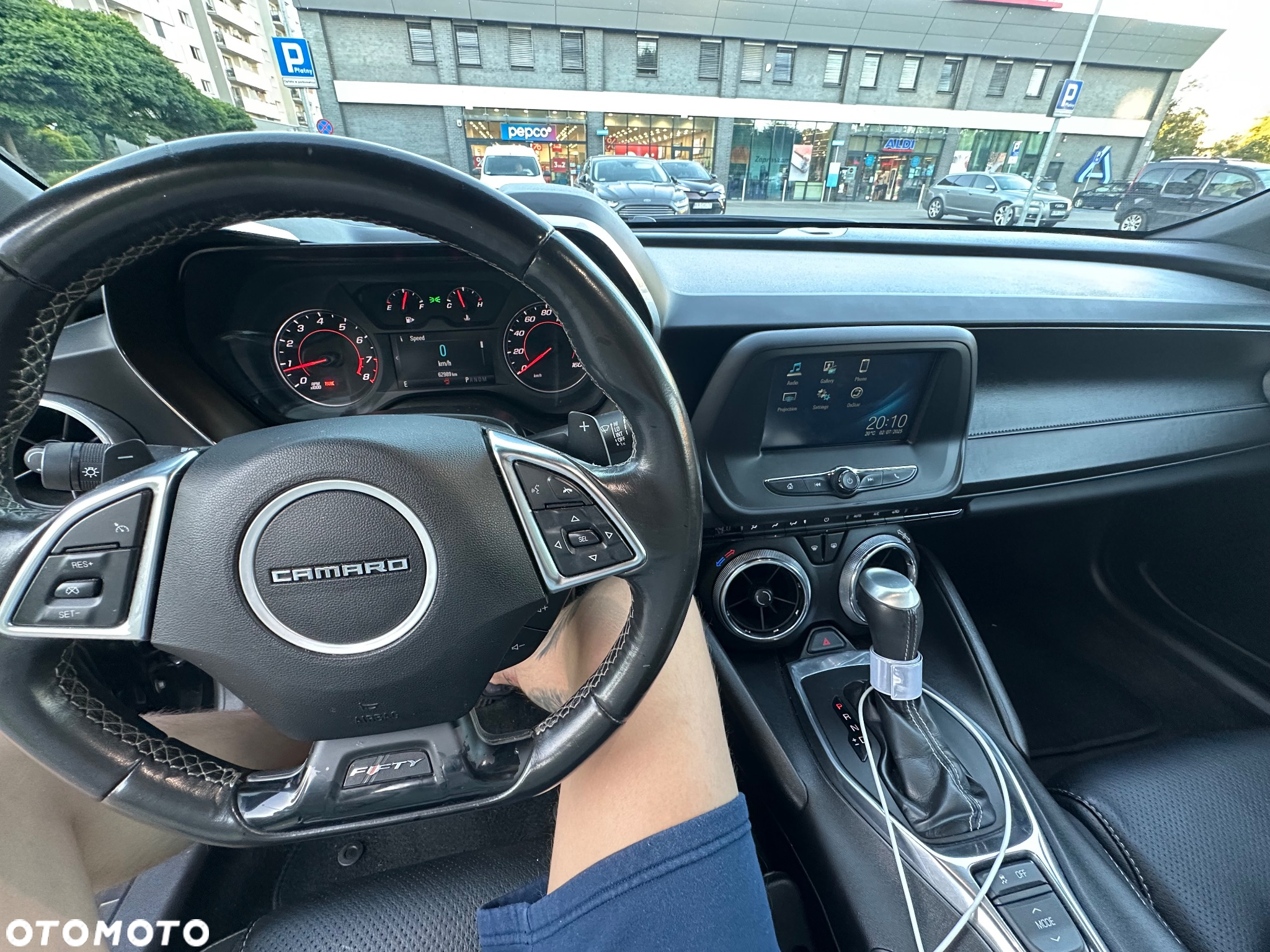 Chevrolet Camaro Coupe 2.0 - 6