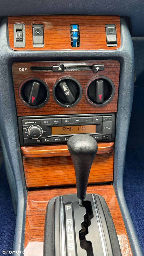 Mercedes-Benz W123 - 26