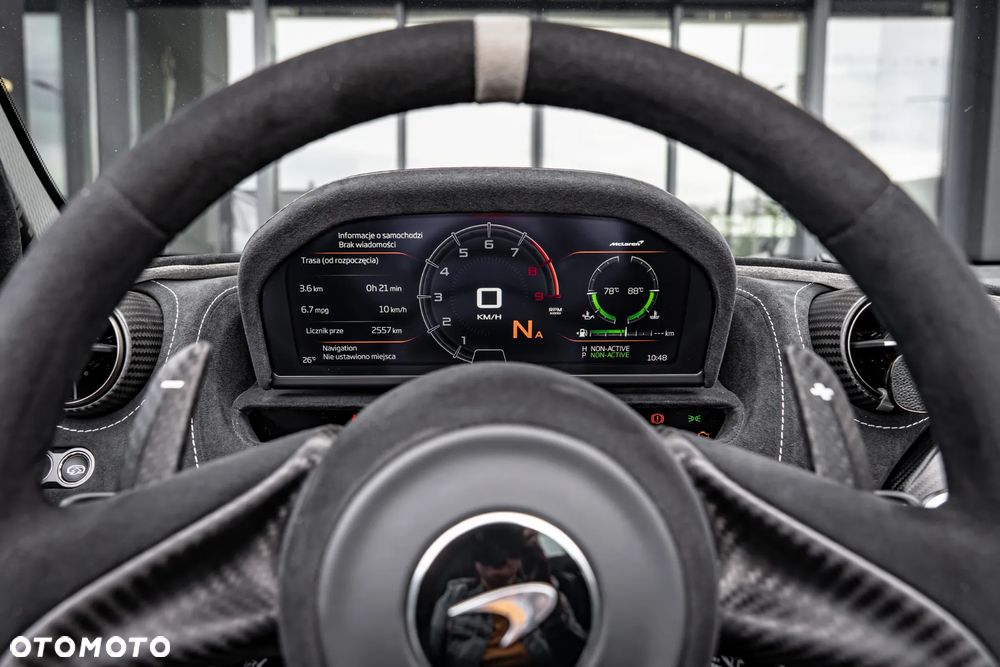 McLaren 765LT Spider - 30