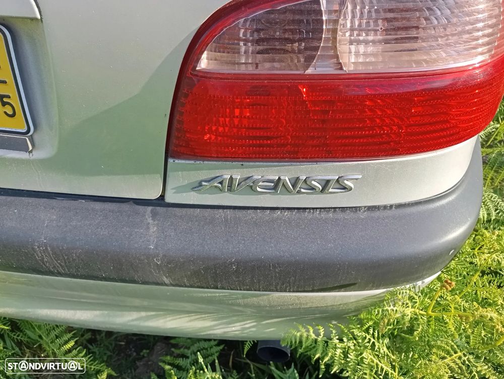 Toyota Avensis S/D 1.6 Executive - 15