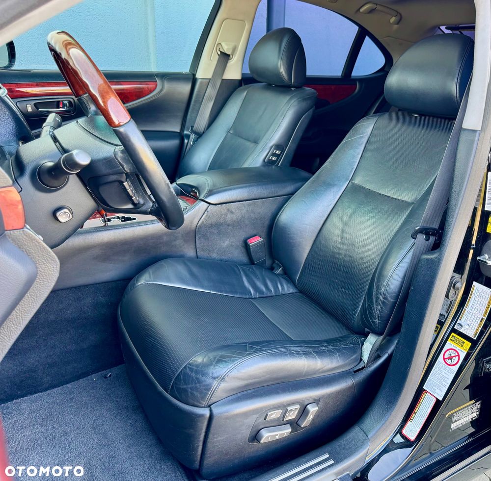 Lexus LS - 6