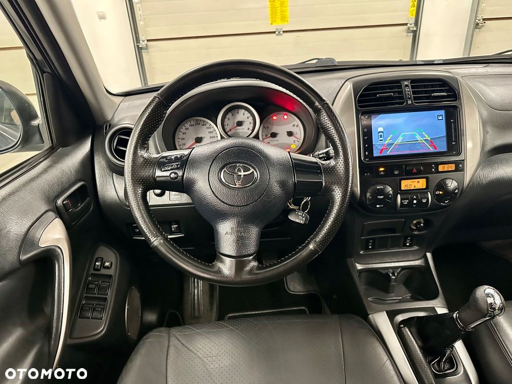 Toyota RAV4 4x4 Executive - 11