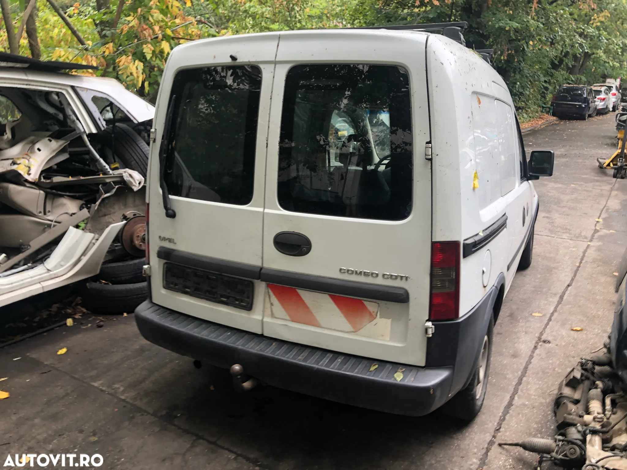Dezmembrez Opel Combo 2011 1,3 Euro 5 - 8
