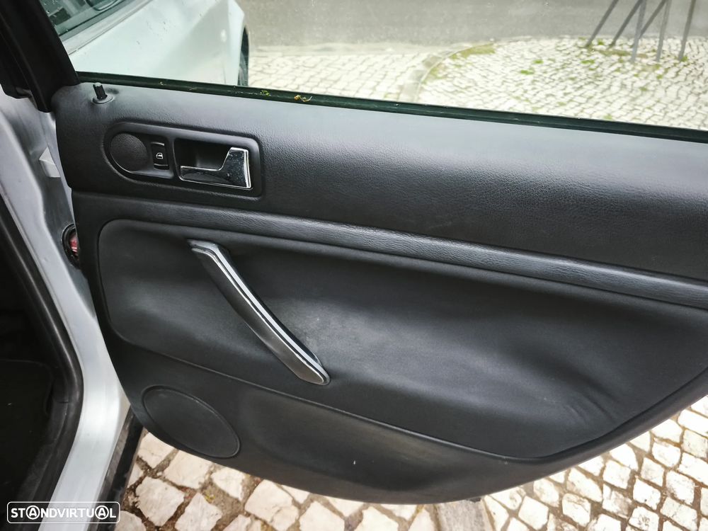 VW Passat Variant 1.9 TDi Conf.Plus 6V - 15