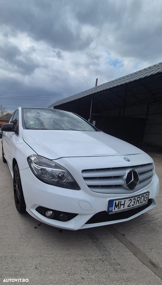 Mercedes-Benz B 180 - 2