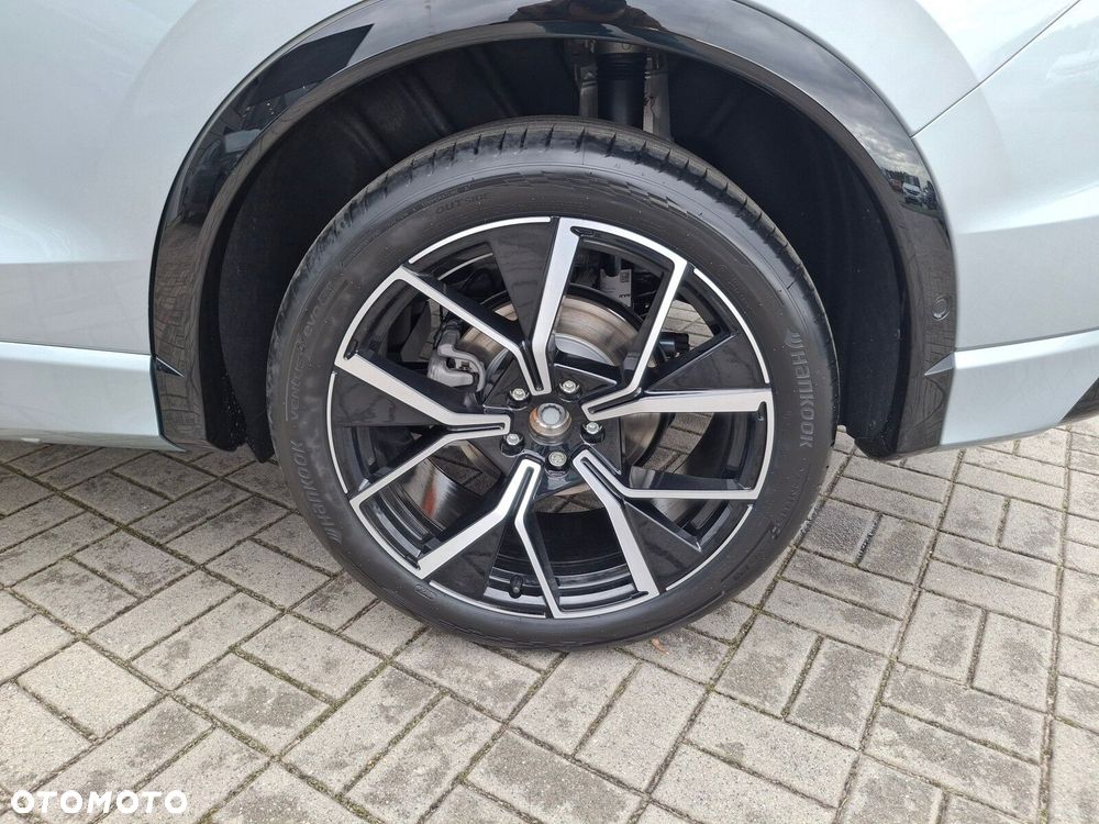 Volkswagen Tiguan - 12