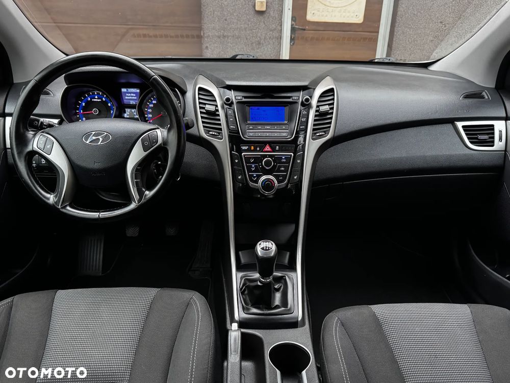 Hyundai i30 blue 1.6 GDI Style - 14
