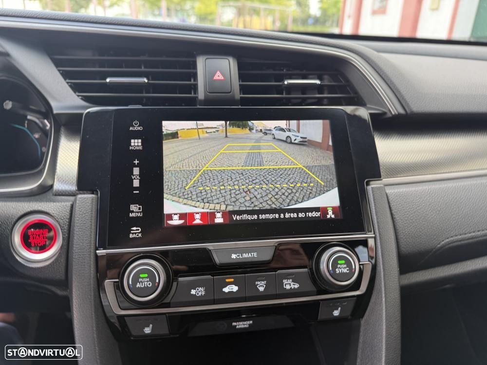 Honda Civic 1.0 i-VTEC Executive - 17