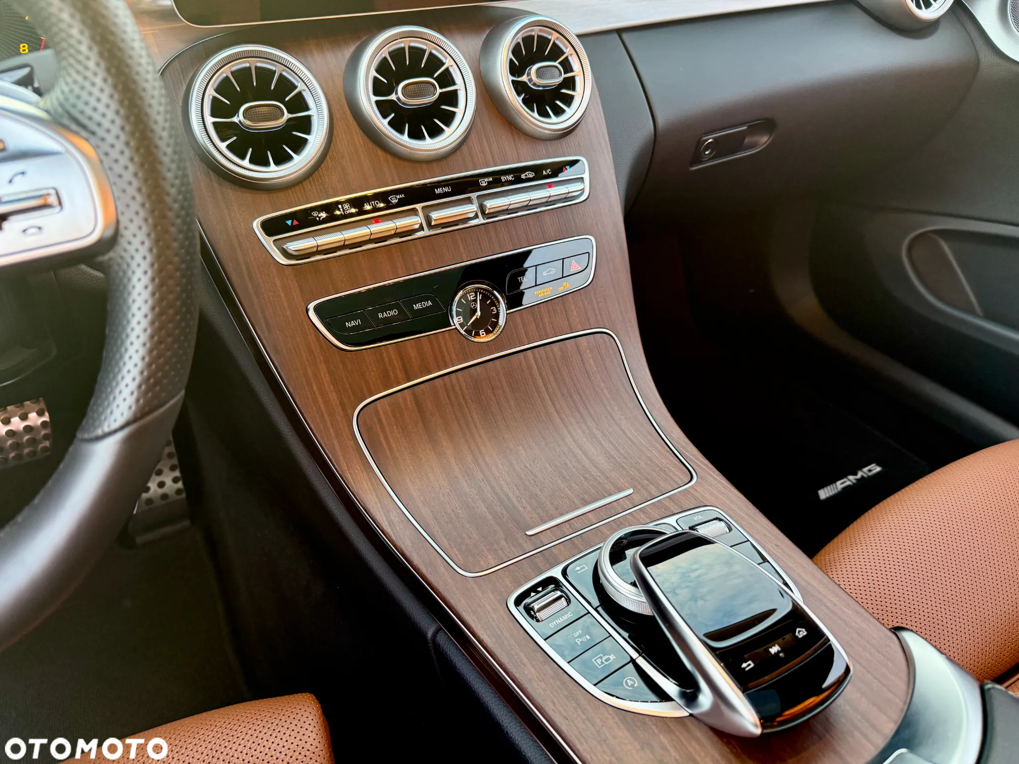 Mercedes-Benz Klasa C 300 9G-TRONIC - 26
