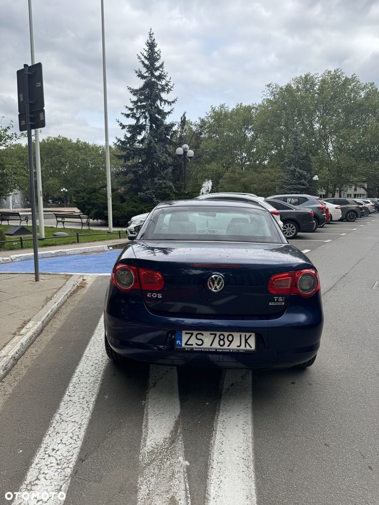 Volkswagen Eos - 2