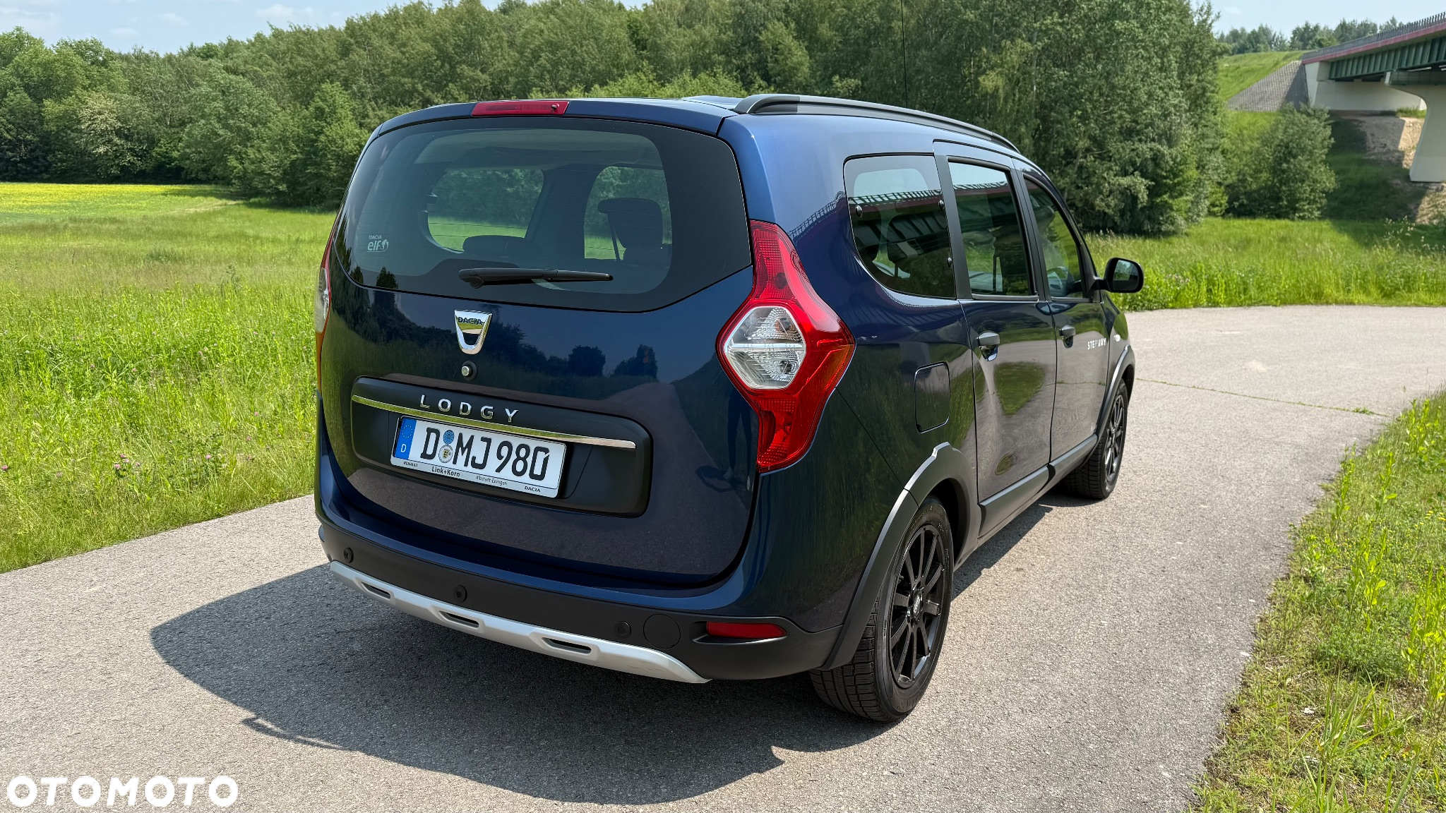 Dacia Lodgy 1.6 SCe Access S&S - 17