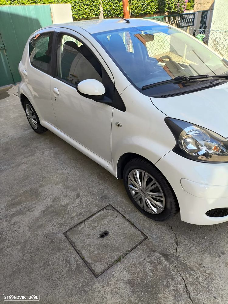 Toyota Aygo 1.0 - 9