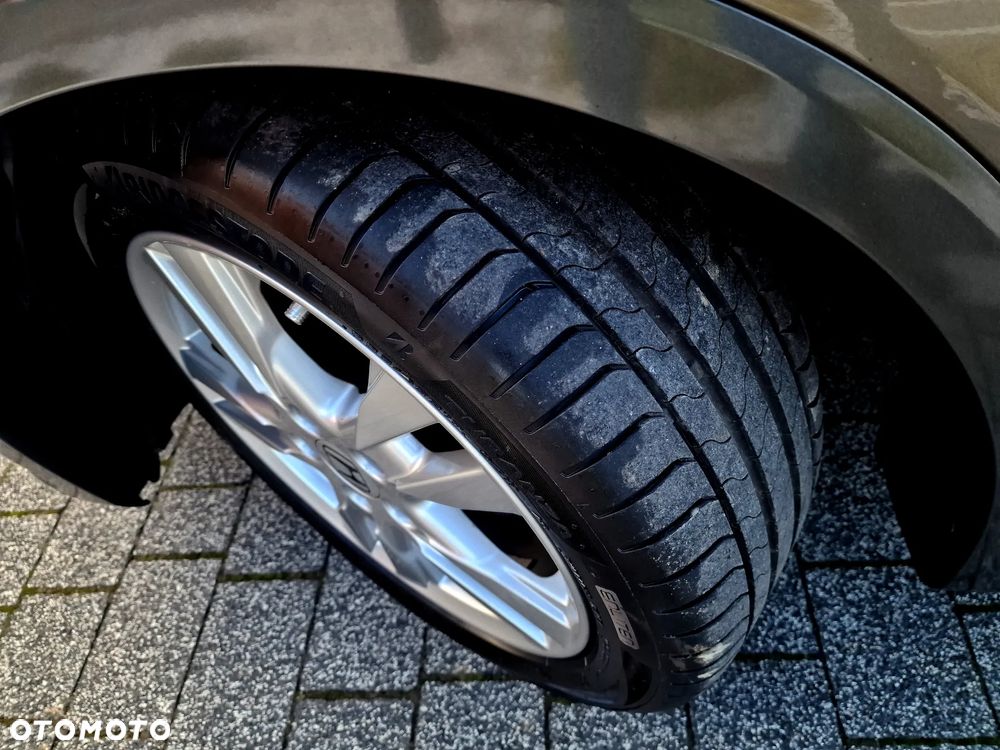 Honda Civic 1.8 Sport - 12