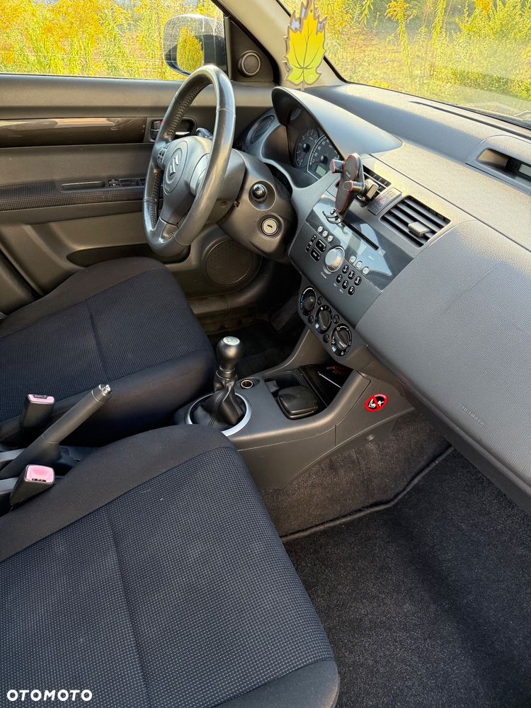 Suzuki Swift 1.3 GS / Premium 4WD - 13