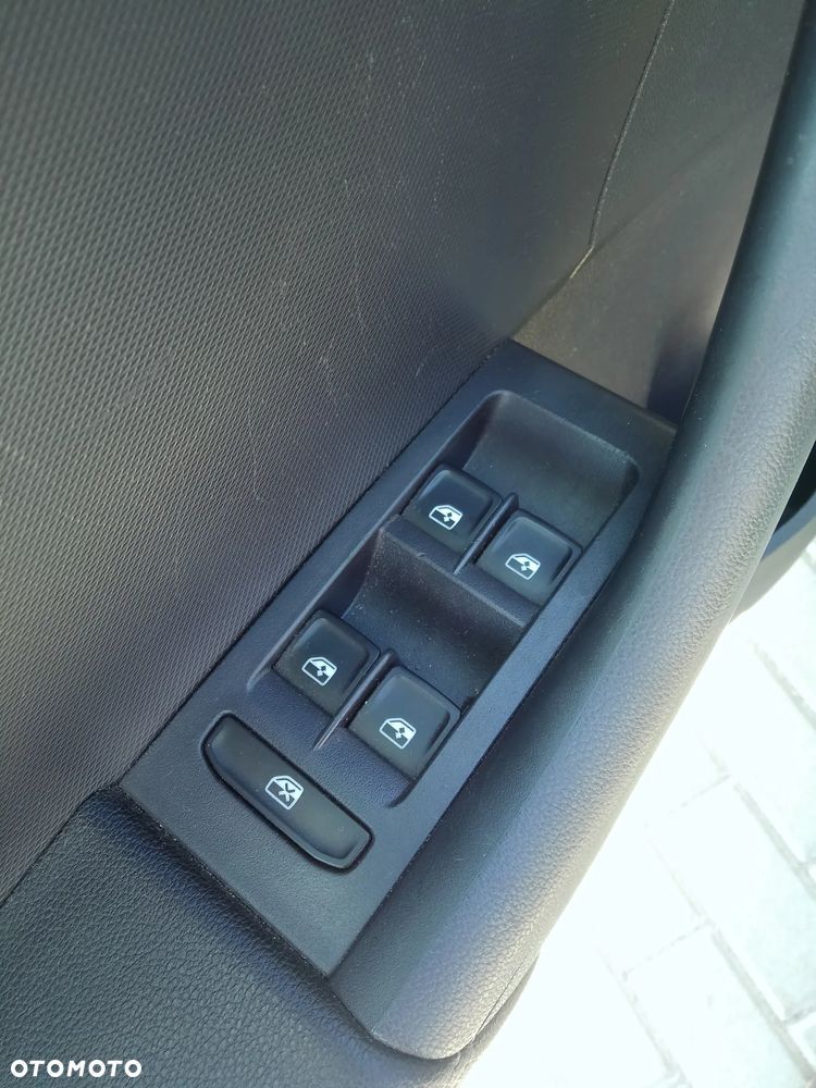 Skoda RAPID 1.6 TDI DPF Active - 11