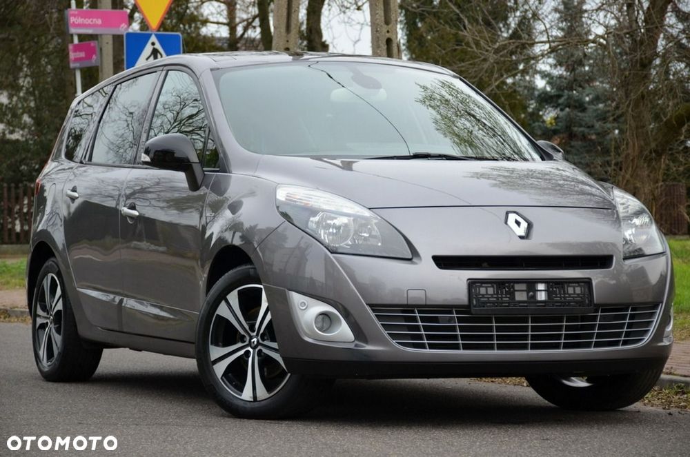 Renault Grand Scenic - 18