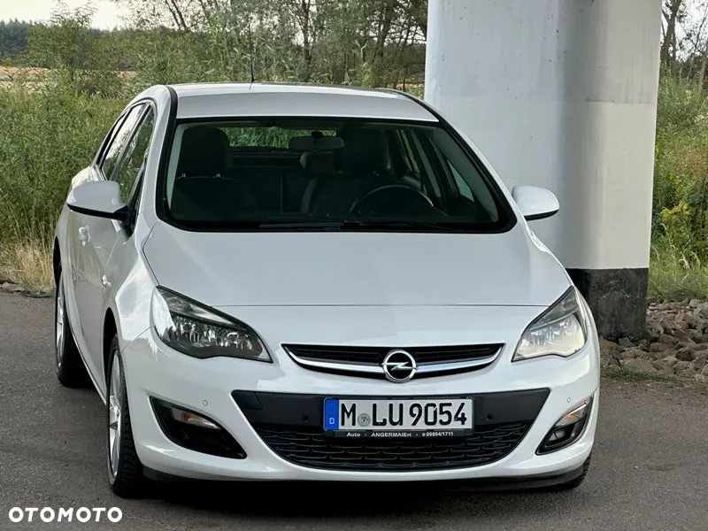 Opel Astra - 2