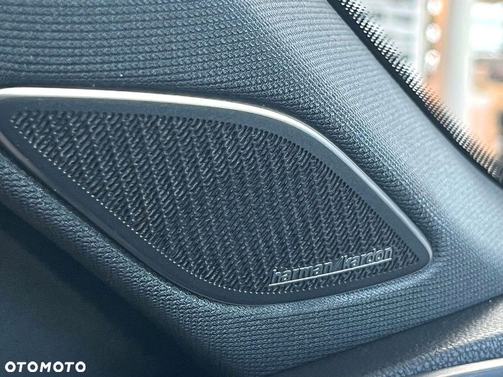 Volkswagen Passat Variant 2.0 TDI SCR R-Line Plus DSG - 20