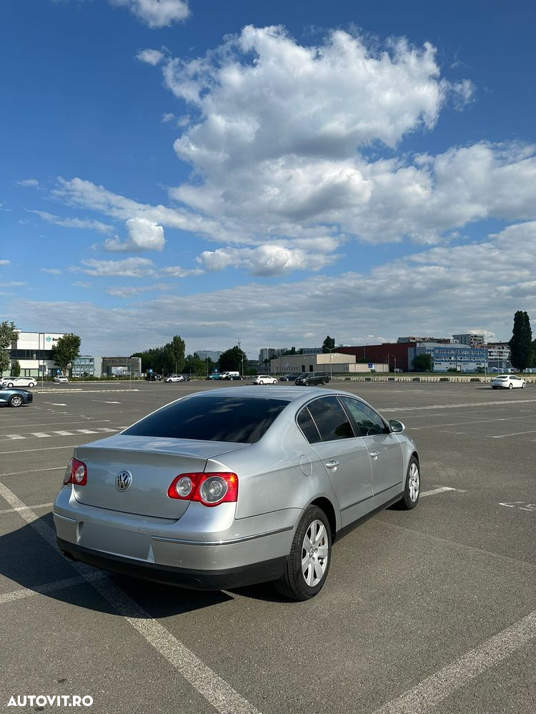 Volkswagen Passat Variant 2.0 TDI Highline DPF - 17