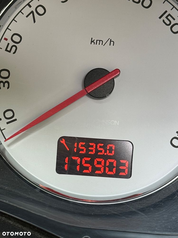 Peugeot 307 CC 2.0 - 4