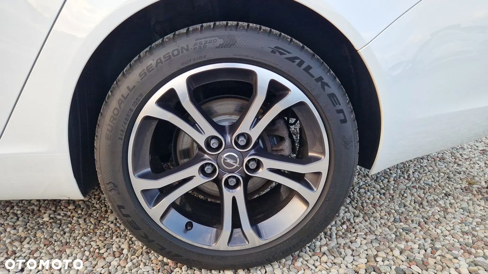 Opel Insignia 2.0 CDTI Cosmo ecoFLEX S&S - 32