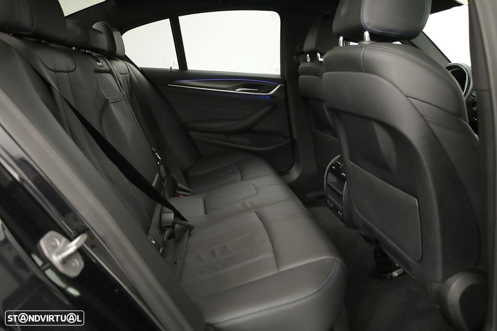 BMW 520 d Pack M Auto - 23