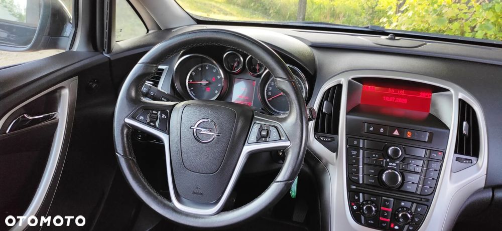 Opel Astra 1.6 ECOFLEX Start/Stop Edition - 11