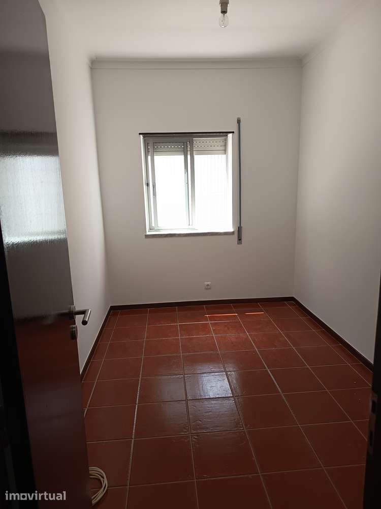 Apartamento T3 com Anexo e Garagem - Grande imagem: 4/46