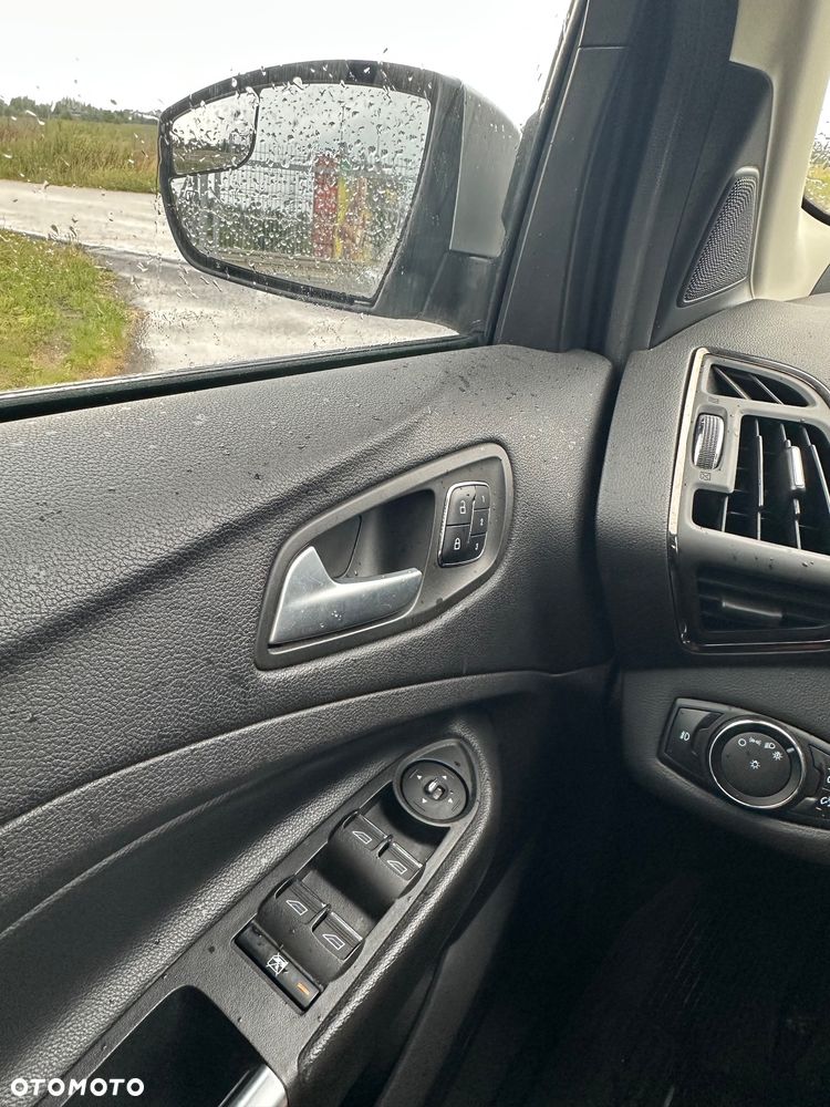 Ford Escape - 16