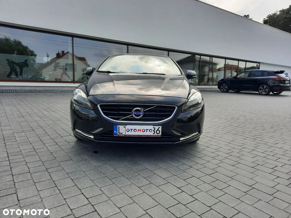Volvo V40 D3 Momentum - 3