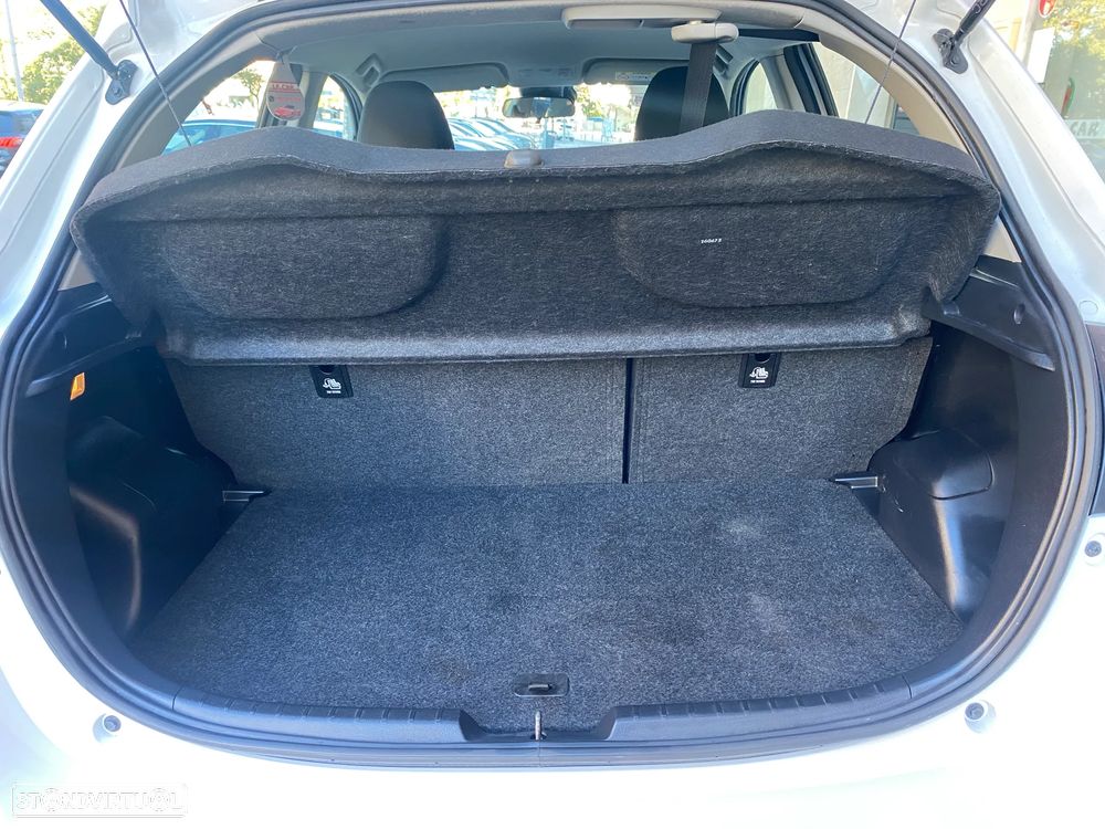 Toyota Yaris 1.0 VVT-i - 27