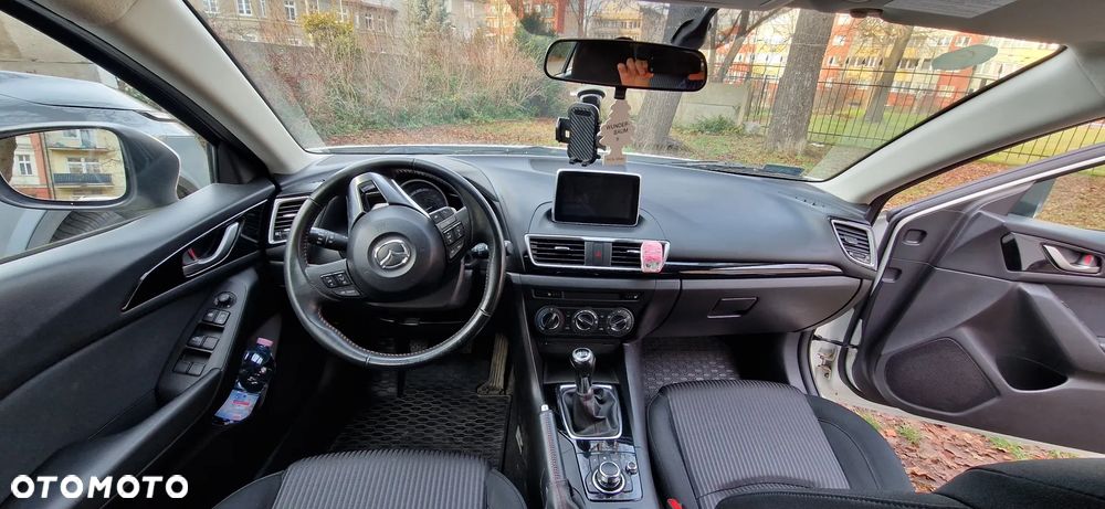 Mazda 3 - 13