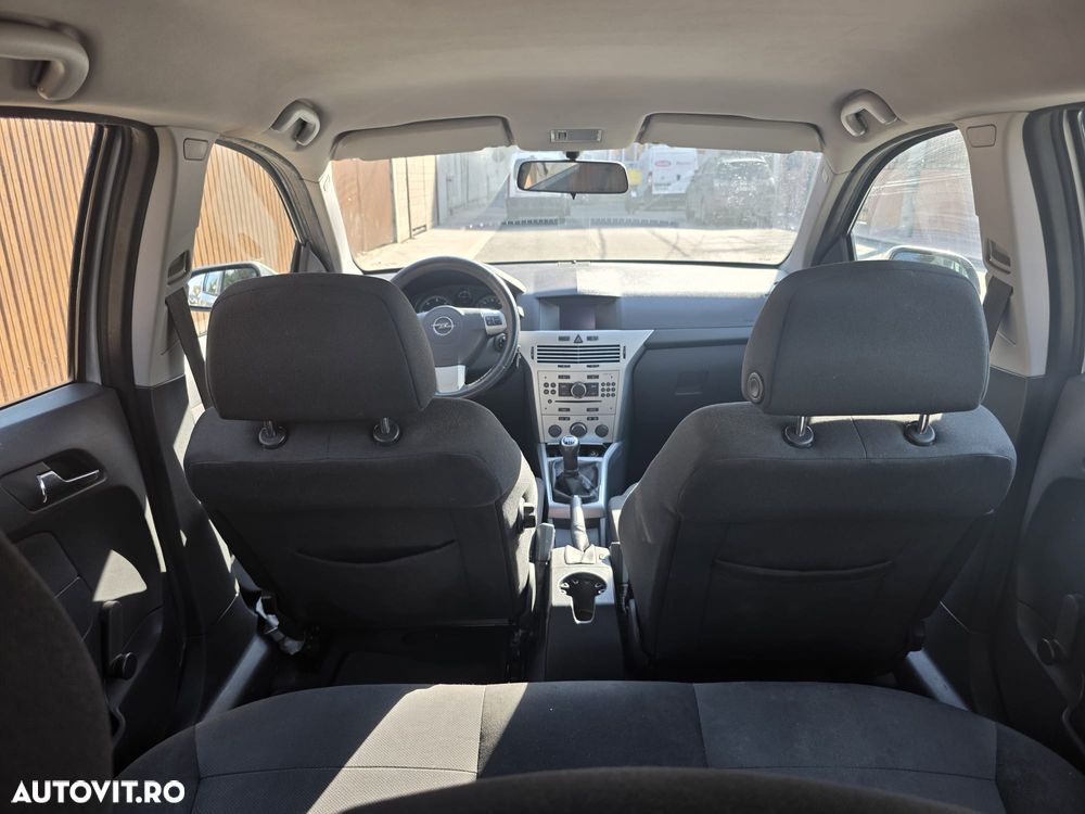 Opel Astra 1.7 CDTI - 9