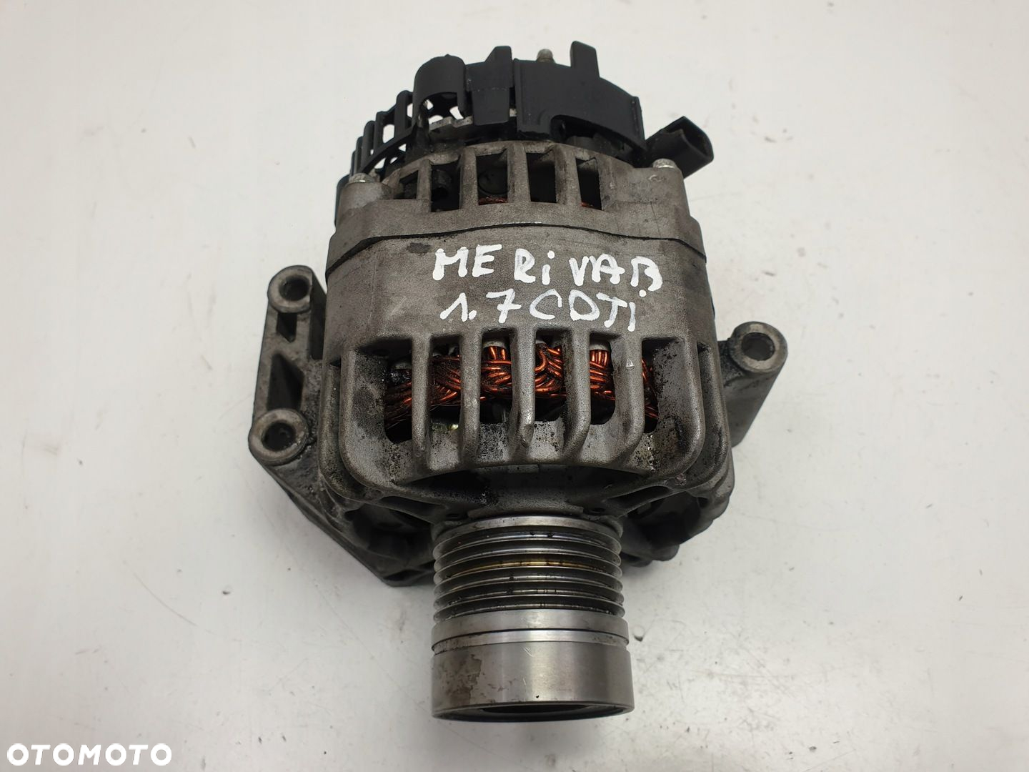 Opel Meriva B 1.7 CDTI ALTERNATOR - 3