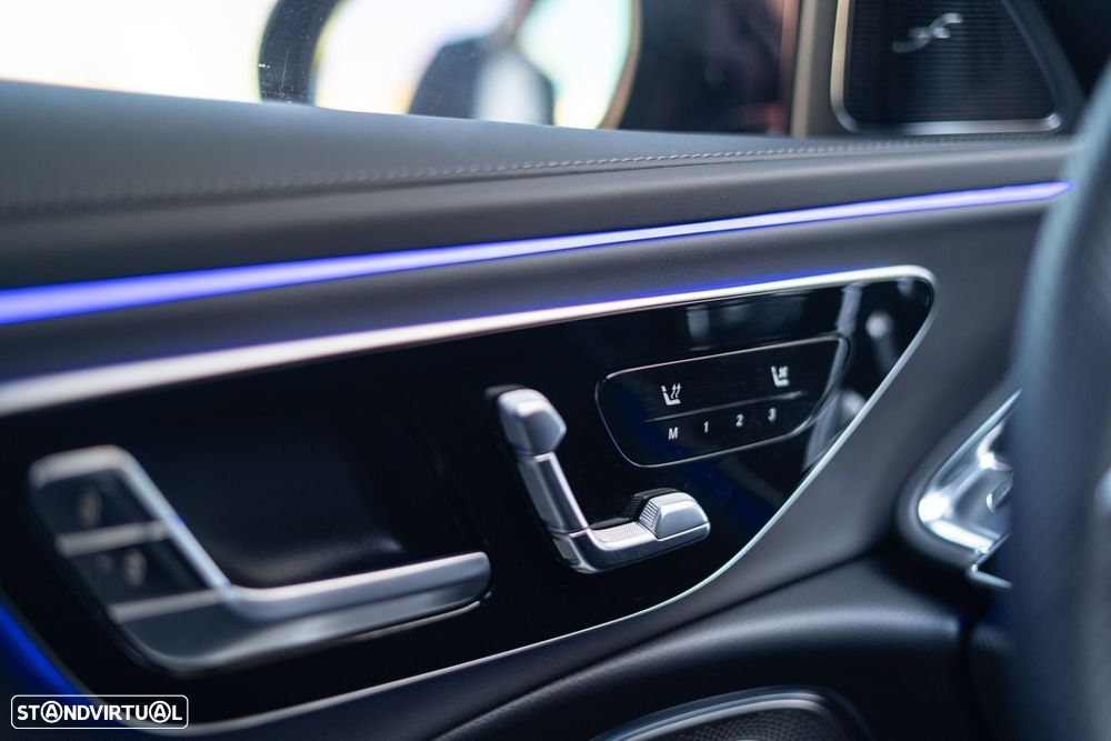 Mercedes-Benz E 300 e Station - 44