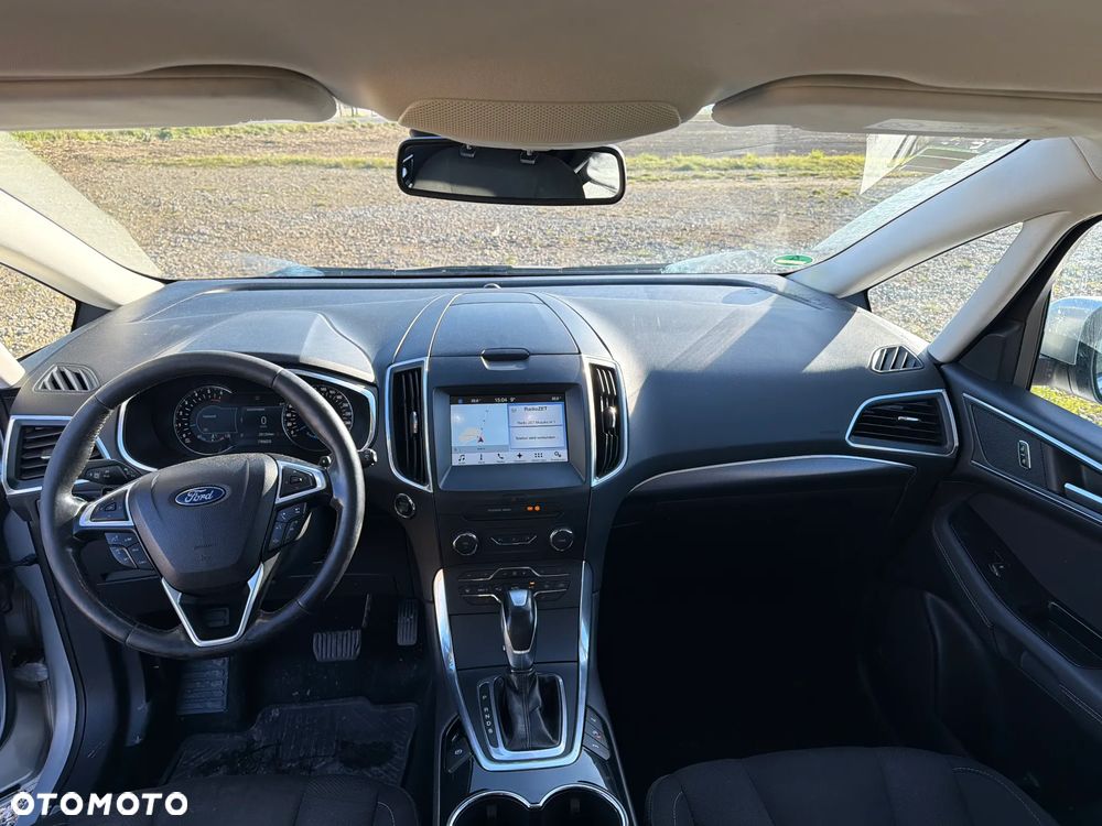 Ford S-Max - 22