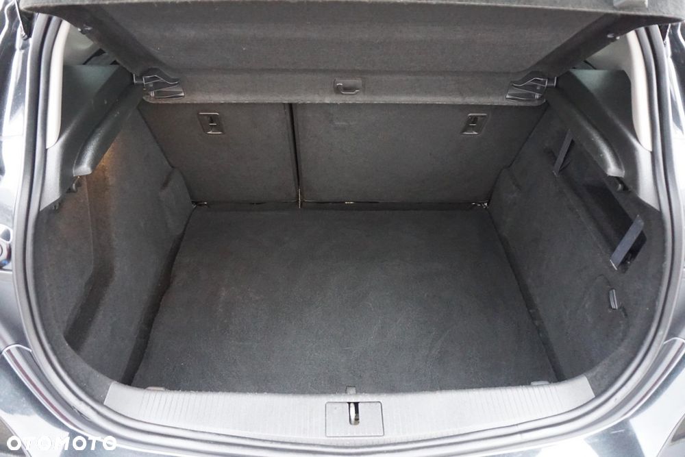 Opel Astra 1.4 Turbo Cosmo - 37