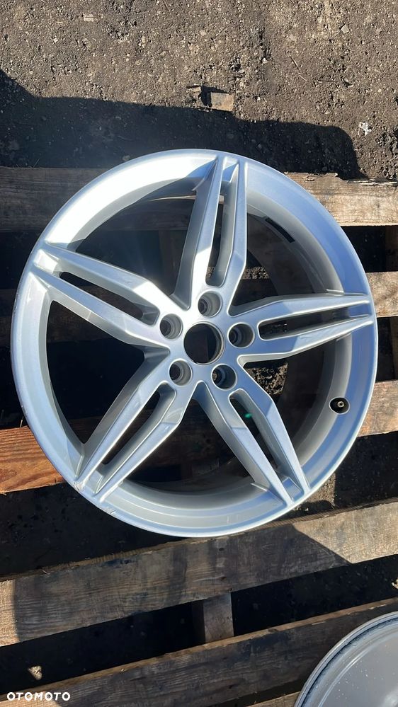 FELGA AUDI A4 S4 8W0601025AM E8.5JX19H2 ET32 - 1